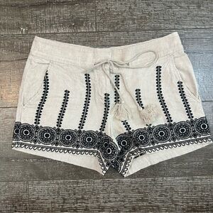 LOFT Women’s Embroidered Linen Shorts, Size 00